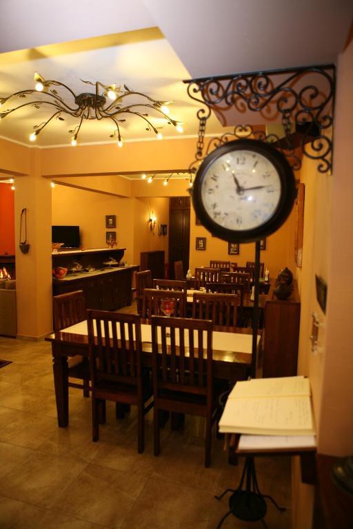 Roes Suites กาโต ลูตรากี ภายนอก รูปภาพ